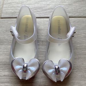 Mini Melissa Barbie Azul Perlado  pearl white size 9